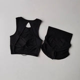 Women’s Seamless Backless Cross-Strap Yoga Set – Breathable Quick-Dry Sports Vest & High-Waist Pleated Hip-Lifting Shorts